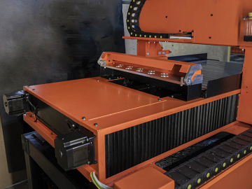 Фрезерно-гравировальный станок серии Cutter H