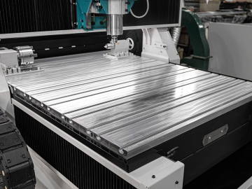 Фрезерно-гравировальный станок серии Cutter H