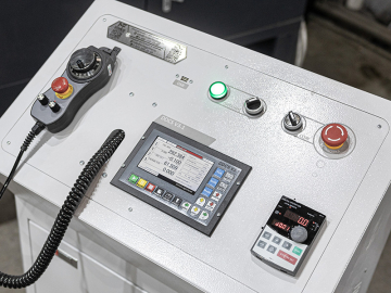 Фрезерно-гравировальный станок серии Cutter H