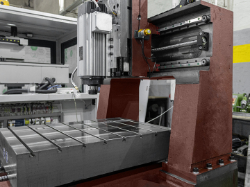 Фрезерный станок по металлу Cutter CH PRO