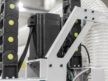 Фрезерно-гравировальный станок Cutter SR на зубчатой рейке