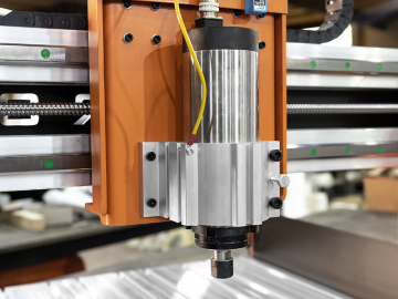 Фрезерный станок с ЧПУ по дереву Cutter GT