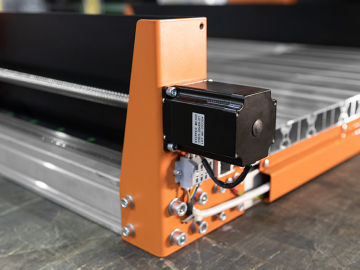 Фрезерный станок с ЧПУ по дереву Cutter GT