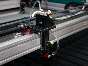 Лазерный станок с ЧПУ Cutter ML