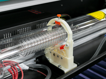 Широкоформатный CO2 станок по металлу и неметаллу Cutter XL PRO