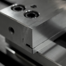 Тиски GT300*400