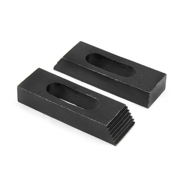 Комплект прижимов М16 (паз 20 мм)